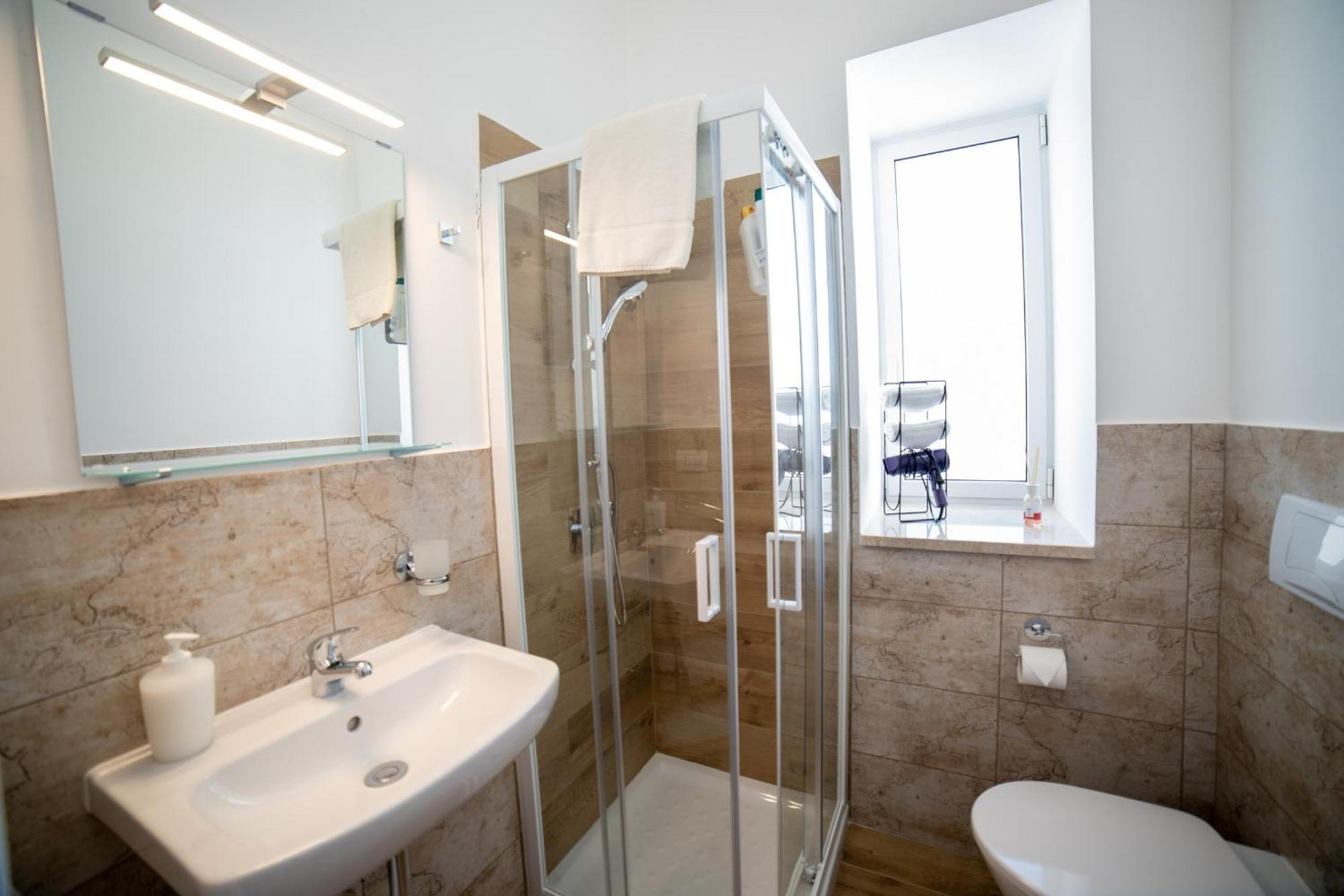 Residence Le Tre Piazze Сиракуза Екстериор снимка