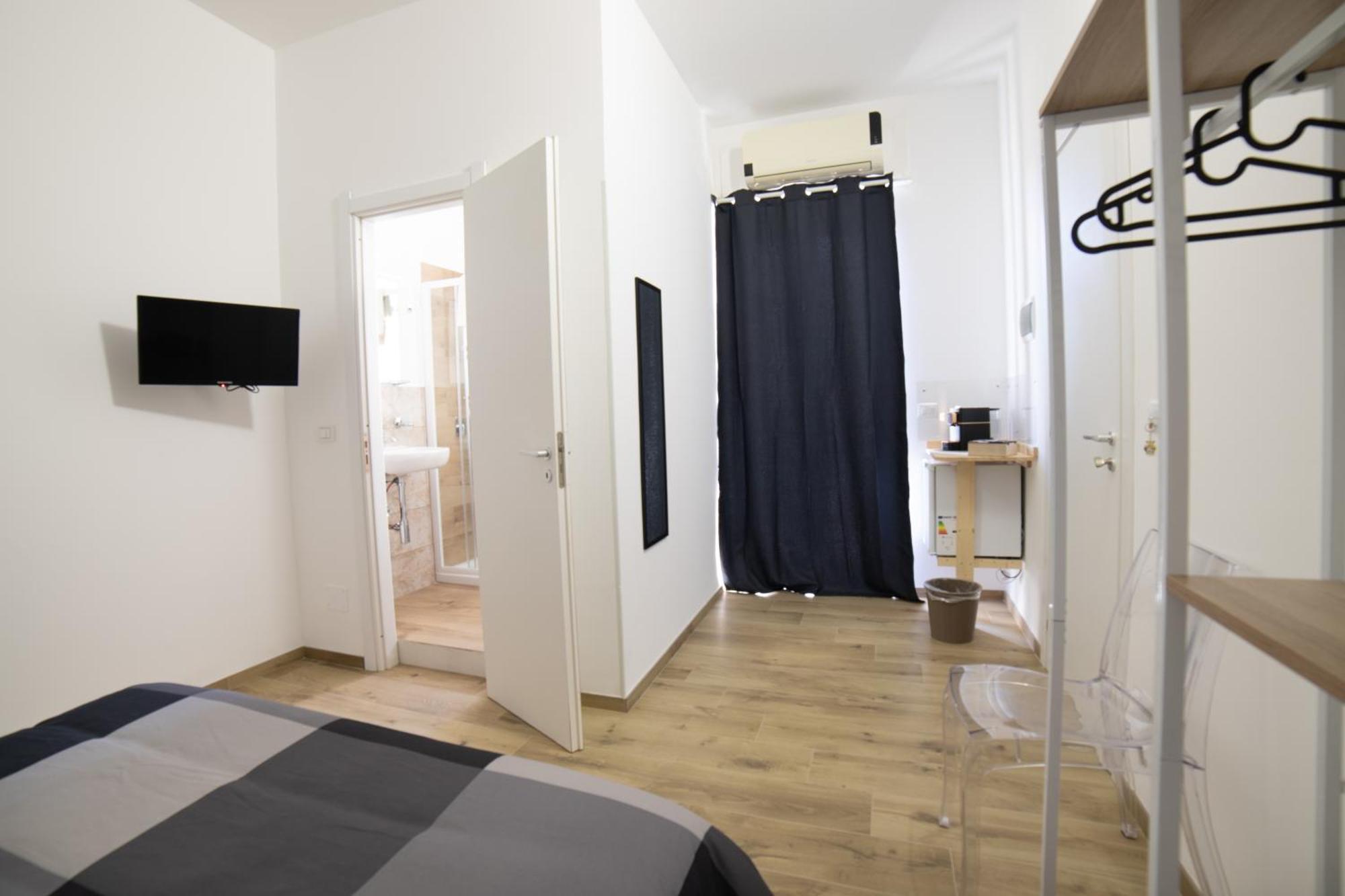 Residence Le Tre Piazze Сиракуза Екстериор снимка